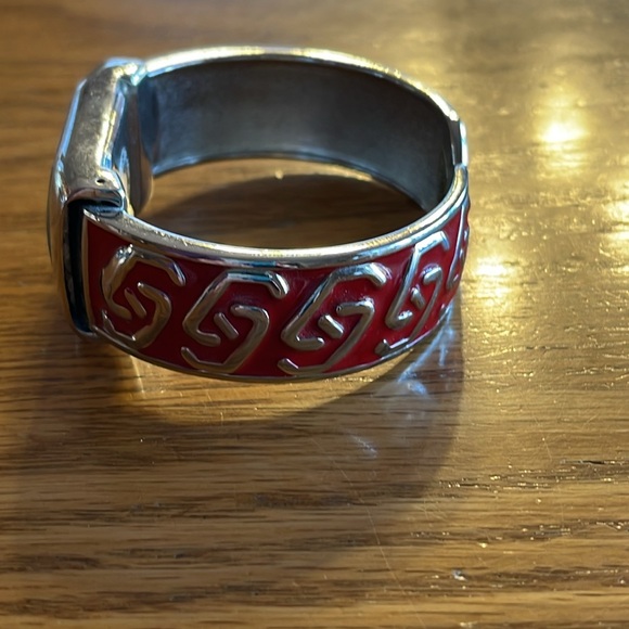 Vintage Statement Watch Bracelet 🌺 - Picture 3 of 5